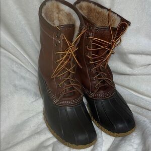 L.L.Bean shearling lined insulated 10’’duck boots Men’s 11W